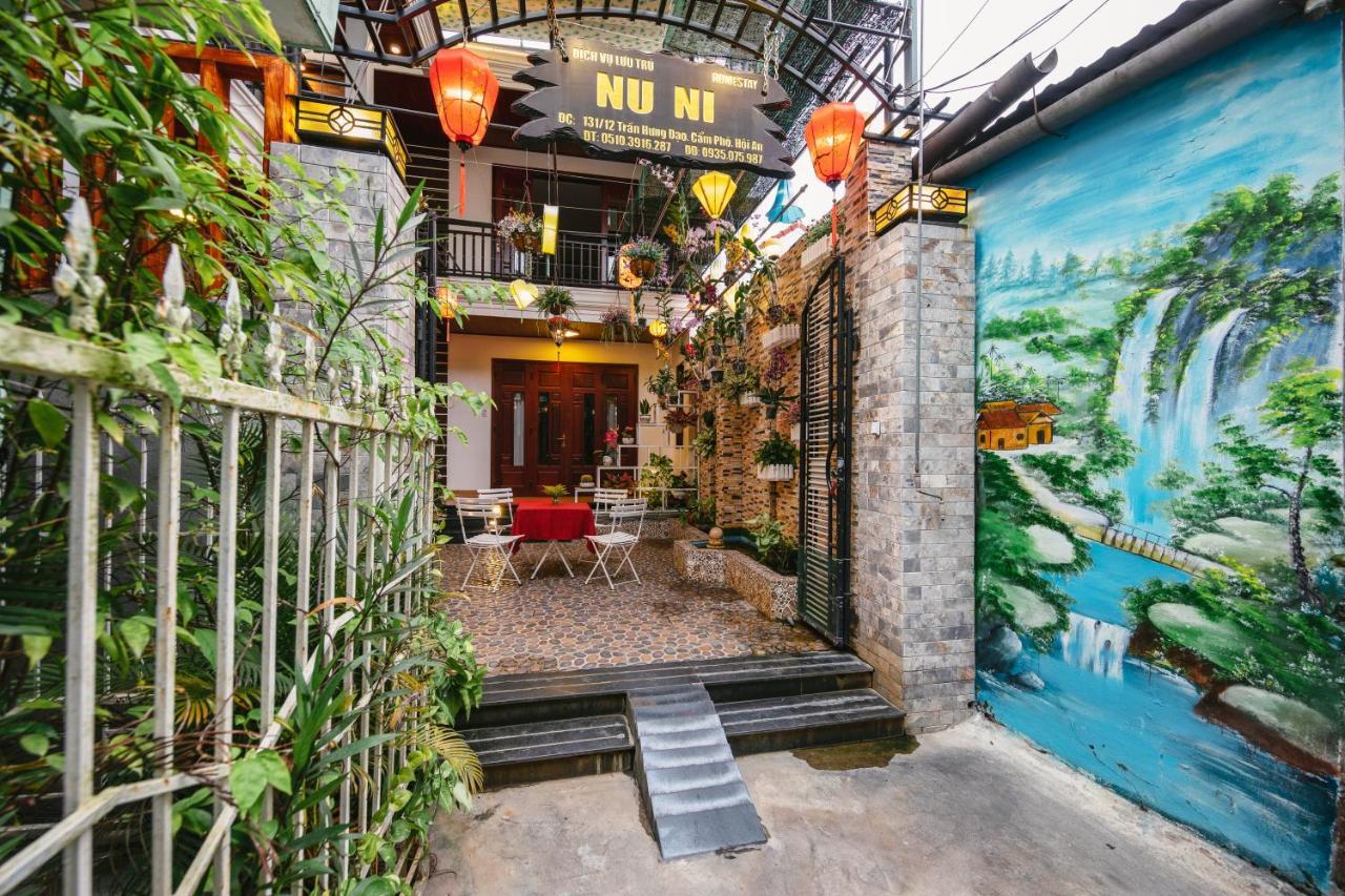 Nu Ni * Hội An